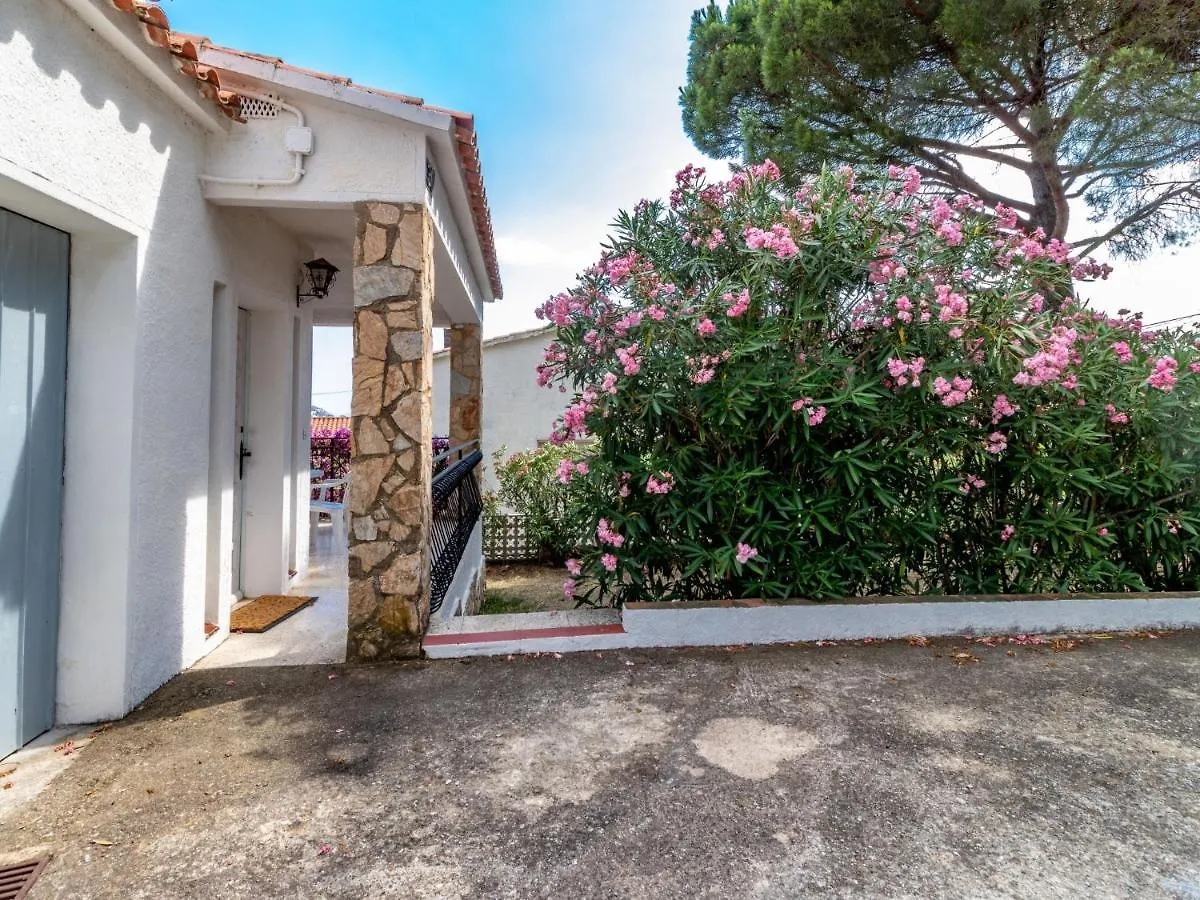 Holiday Home People I By Interhome Roses